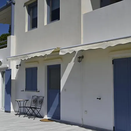 Isidoros Apartment