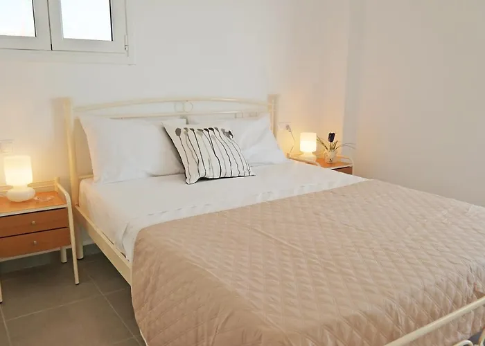 Apartamento Isidoros *