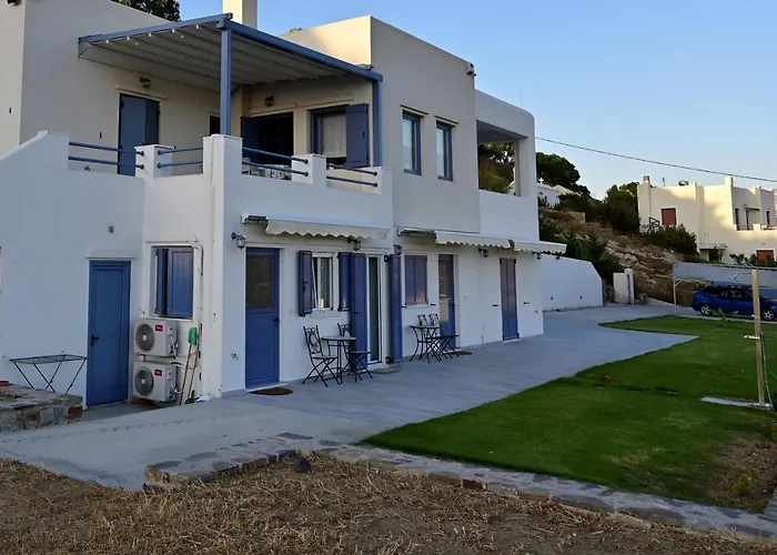 Isidoros Appartement *