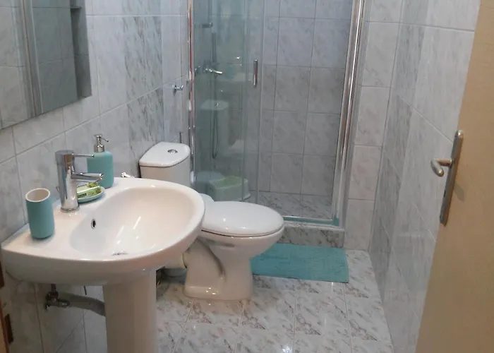 Isidoros Appartement *